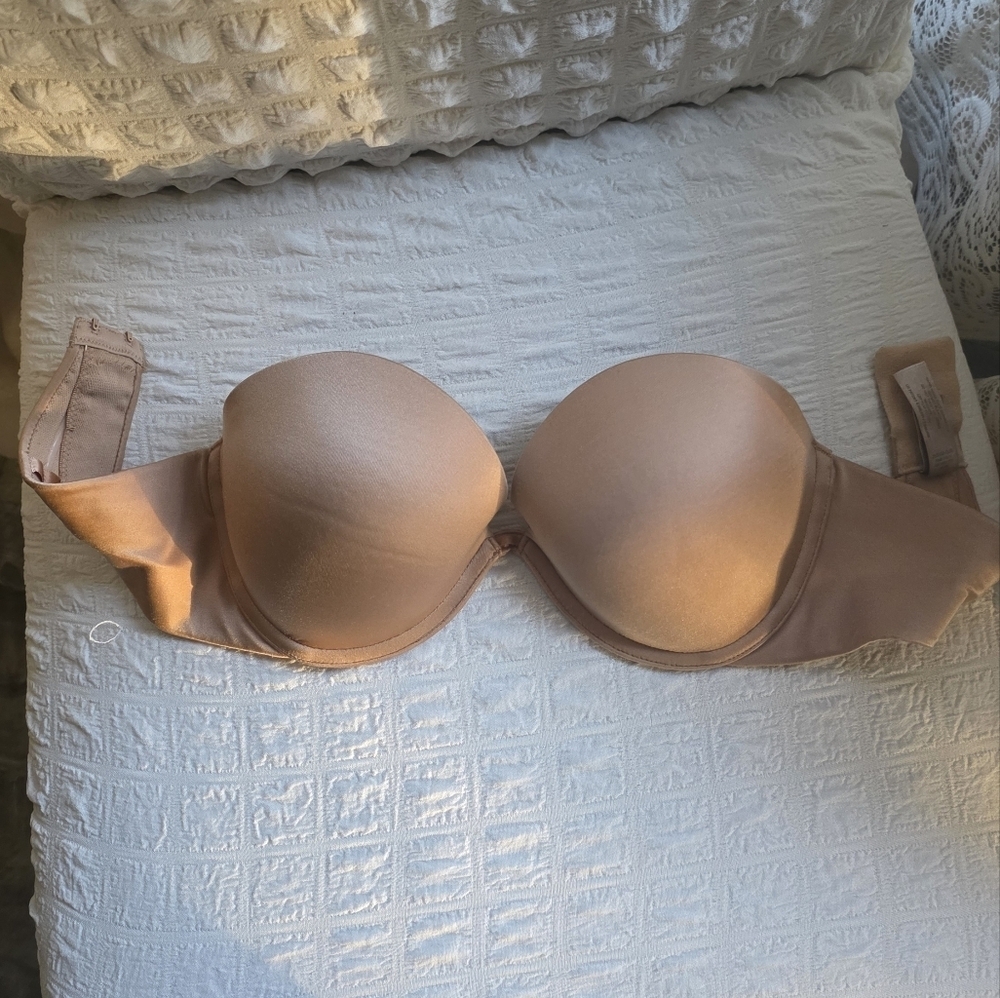 Victoria's Secret Tan Bra
